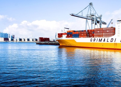 Gemi ile Lojistik: Uluslararası Taşımacılıkta Deniz Yolunun Avantajları